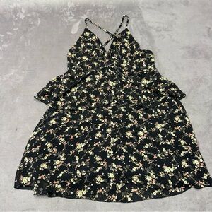 Forever 21 Floral Black mini Dress Spaghetti Straps v neck tiered ruffled M